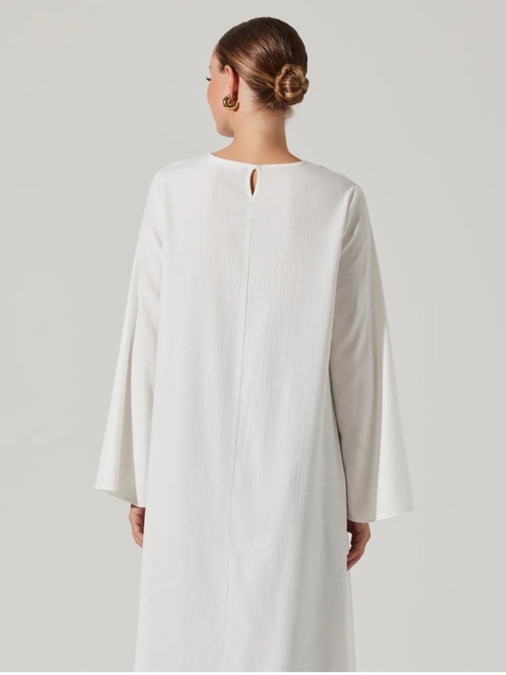 ASTR the Label White Long-Sleeve Draped Women's Top - Picture 2 of 3